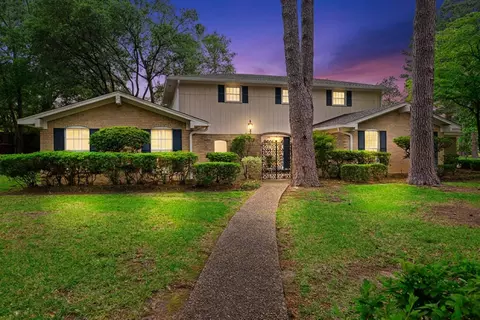 8 Shady Ln, Longview, TX 75604