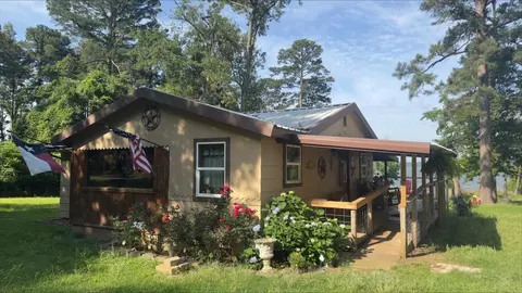 1332 Grainger, Lone Star, TX 75668