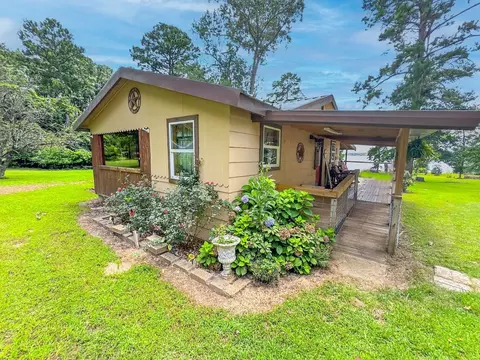 1332 Grainger, Lone Star, TX 75668