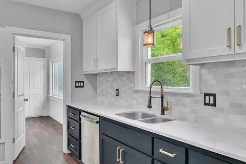 Kitchen - 715 Noel Dr, Longview, TX 75602 photo 3 of 3