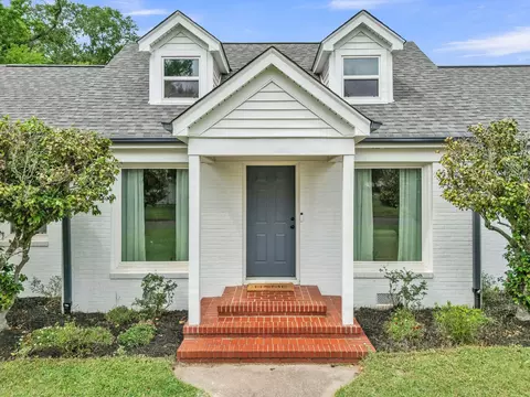 Exterior - 715 Noel Dr, Longview, TX 75602 photo 2 of 9
