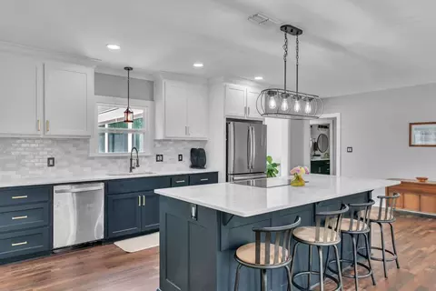 Kitchen - 715 Noel Dr, Longview, TX 75602 photo 1 of 3