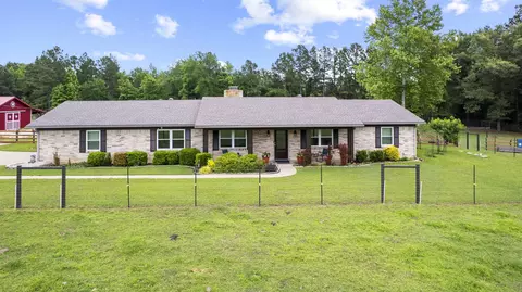 567 Quail Ln, Longview, TX 75602