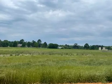 120 Sleep-easy Rd, Kilgore, TX 75662