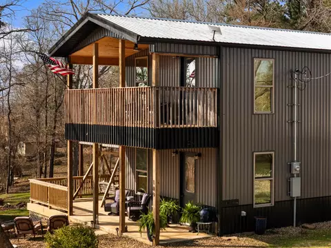 189 Dale Ln, Avinger, TX 75630
