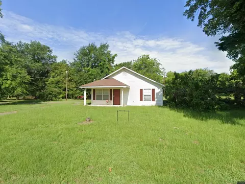 414 Tobe St, Gilmer, TX 75645