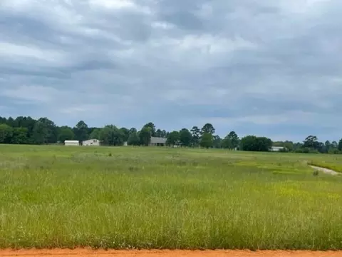 124 Sleep Easy Rd, Kilgore, TX 75662