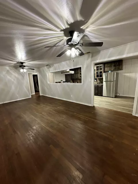 107 Peterson Pl, Longview, TX 75602