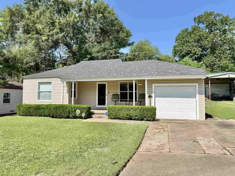 1909 S Garrett St, Marshall, TX 75670