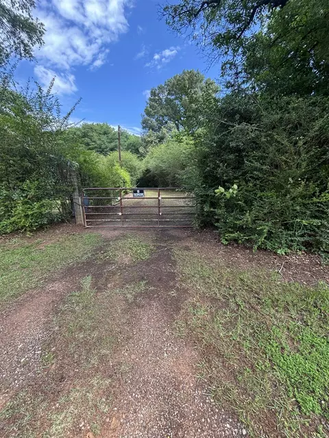 3186 Fm 852, Gilmer, TX 75644