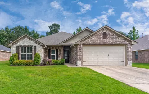 311 Bois D Arc, Hallsville, TX 75650