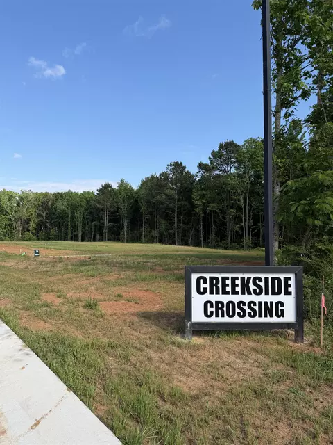 505 Driftwood Cir, Troup, TX 75789