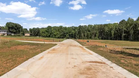 306 Mary Ln, Troup, TX 75789