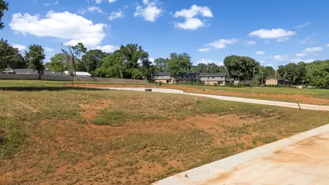 310 Mary Ln, Troup, TX 75789