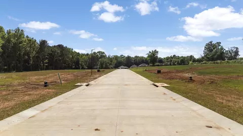 406 Mary Ln, Troup, TX 75789