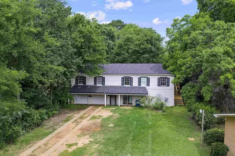 805 W Rusk St, Marshall, TX 75670