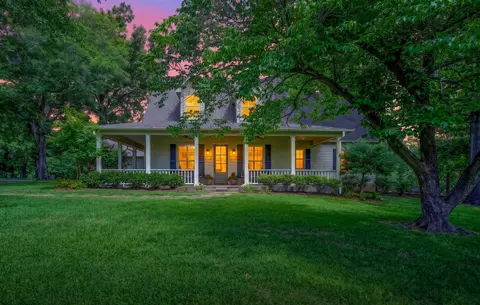2821 Graystone Rd, Longview, TX 75605