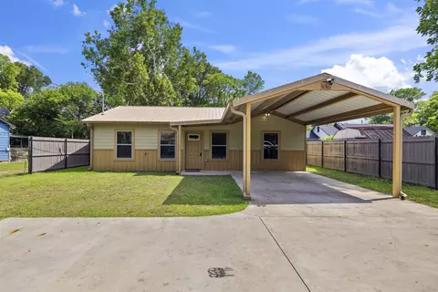 306 E Pliler, Longview, TX 75602