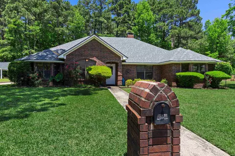 506 Pecan Ct, Jefferson, TX 75657