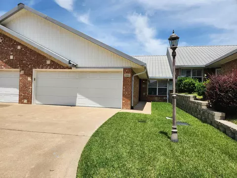1803 Riverstone Ln, Longview, TX 75605 photo 1