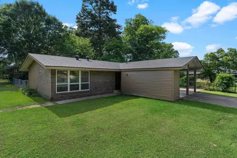 4203 Bridle Path, Marshall, TX 75672