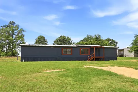 10722 Locust Dr, Big Sandy, TX 75755