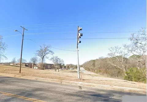 2698 N Broadway Ave, Tyler, TX 75702