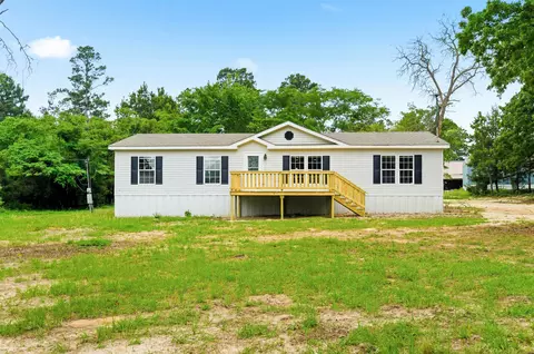 17296 Oak Dr, Lindale, TX 75771