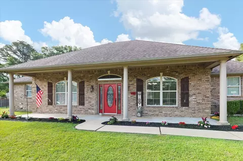2102 E George Richey Rd, Longview, TX 75604