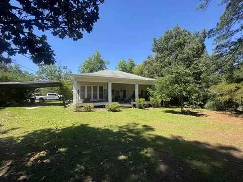 478 W Wellington, Carthage, TX 75633