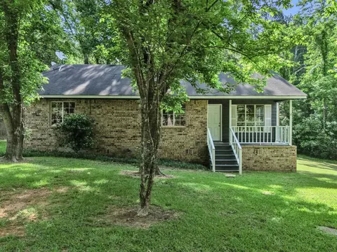 2208 Granite Dr, Longview, TX 75604