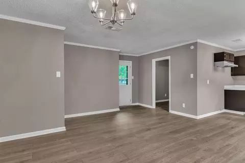 Living - 2802 Granite Dr, Longview, TX 75604 photo 5 of 7