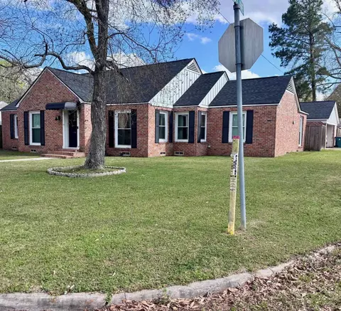 400 E Neal St, Carthage, TX 75633