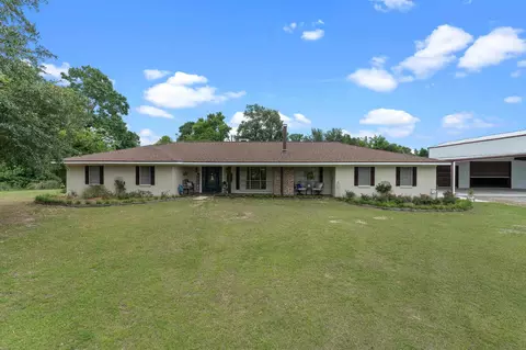 7800 W Fm 417, Center, TX 75935