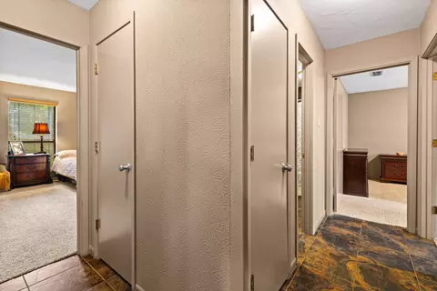 Entry Way - 32 Stonegate, Longview, TX 75601 photo 3 of 3