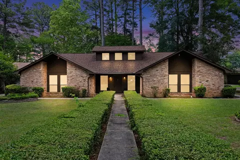 32 Stonegate, Longview, TX 75601
