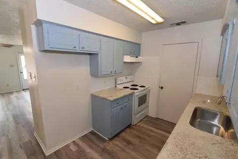 4113 Thomas, Longview, TX 75605 photo 5