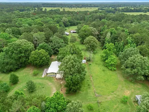 220 Private Road 589, Carthage, TX 75633