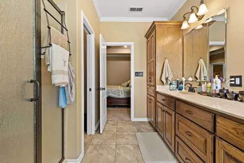 Entry Way - 151 Tiger Lily, Diana, TX 75640 photo 2 of 5