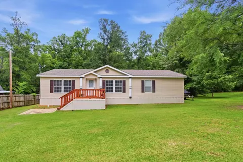 3610 Monigold Rd, Marshall, TX 75672