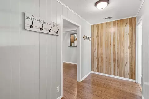 Entry Way - 801 Park St, Gilmer, TX 75644 photo 3 of 3