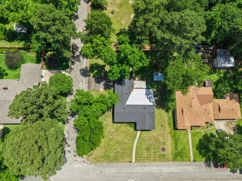 View/Area - 801 Park St, Gilmer, TX 75644 photo 5 of 5