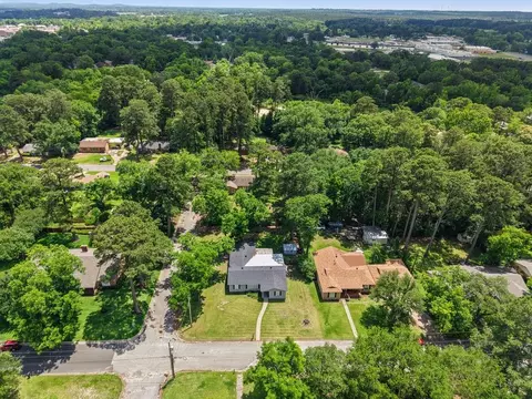 View/Area - 801 Park St, Gilmer, TX 75644 photo 1 of 5