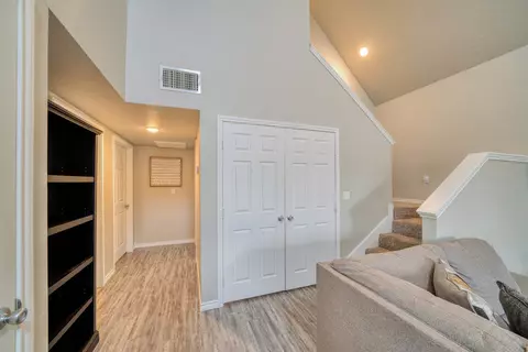 Entry Way - 112 E Berkley, Longview, TX 75604 photo 1 of 3