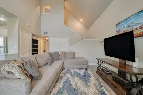 Living - 112 E Berkley, Longview, TX 75604 photo 2 of 2