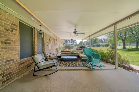 Exterior - 176 Golf Rd, Gilmer, TX 75645 photo 4 of 9
