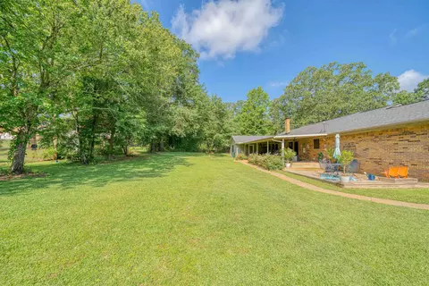 Exterior - 176 Golf Rd, Gilmer, TX 75645 photo 8 of 9