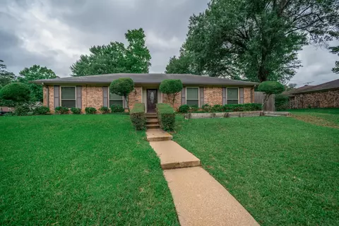 701 Willowood St, Longview, TX 75604