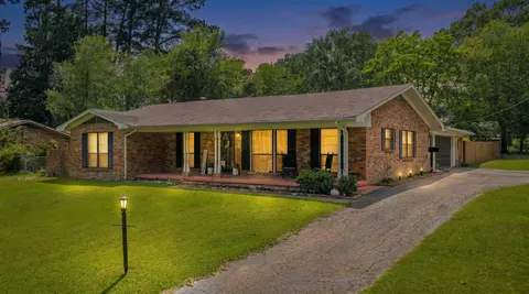 601 S Orchid Dr, White Oak, TX 75693