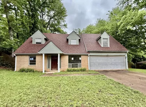202 N Meadowbrook Dr, Overton, TX 75684